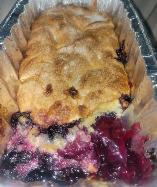 Bursting Bliss: The Ultimate Blackberry Cobbler Recipe That’s Taking Taste Buds by Storm!